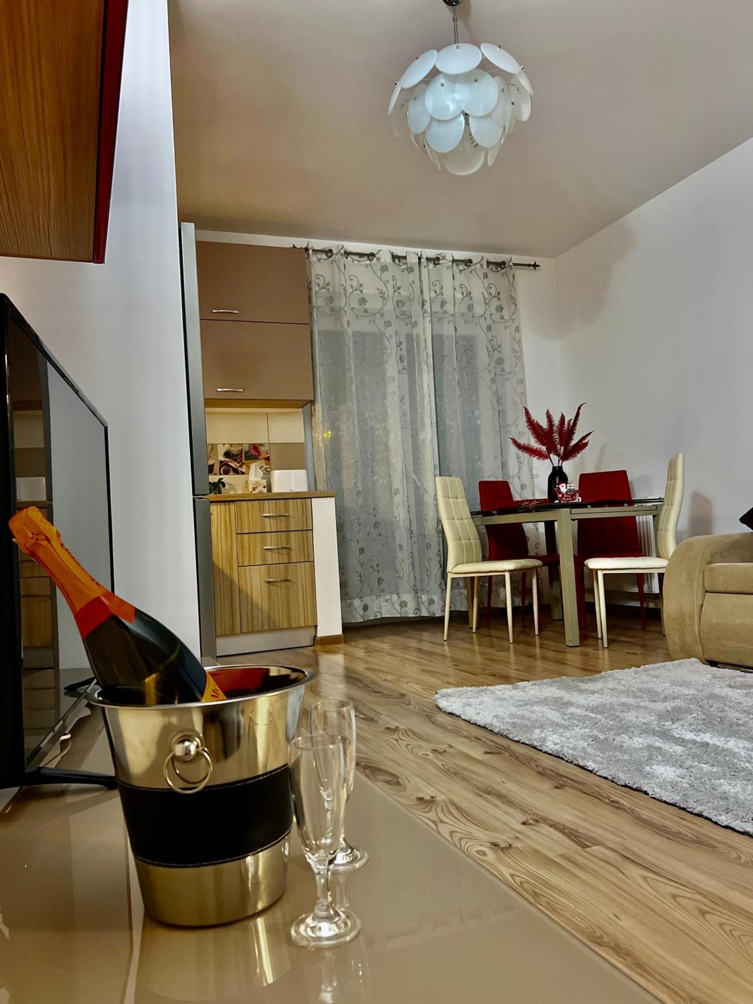 Kyan Residence Braşov Esterno foto